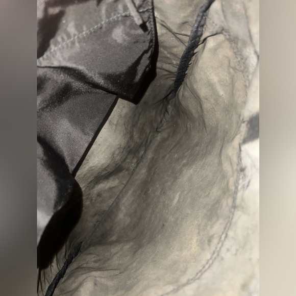 Prada Nylon Tote Bag-EUC - Picture 4 of 4